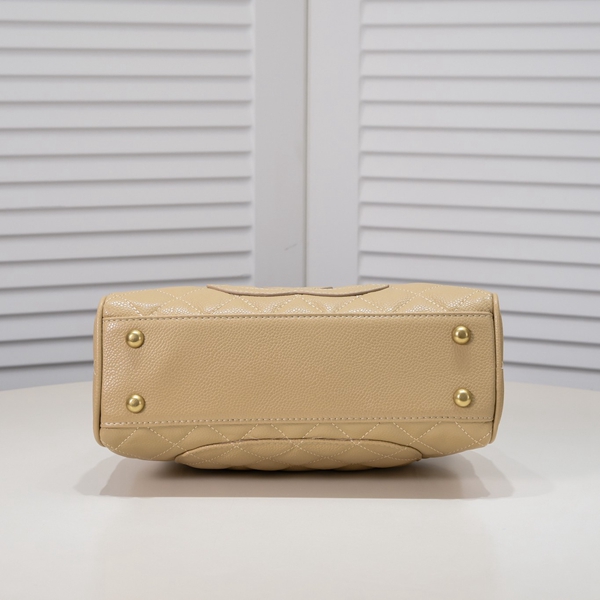 シャネルバッグ内部構造